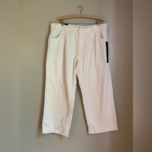 Banana republic cream color jeans denim wide leg
Pleated size xl